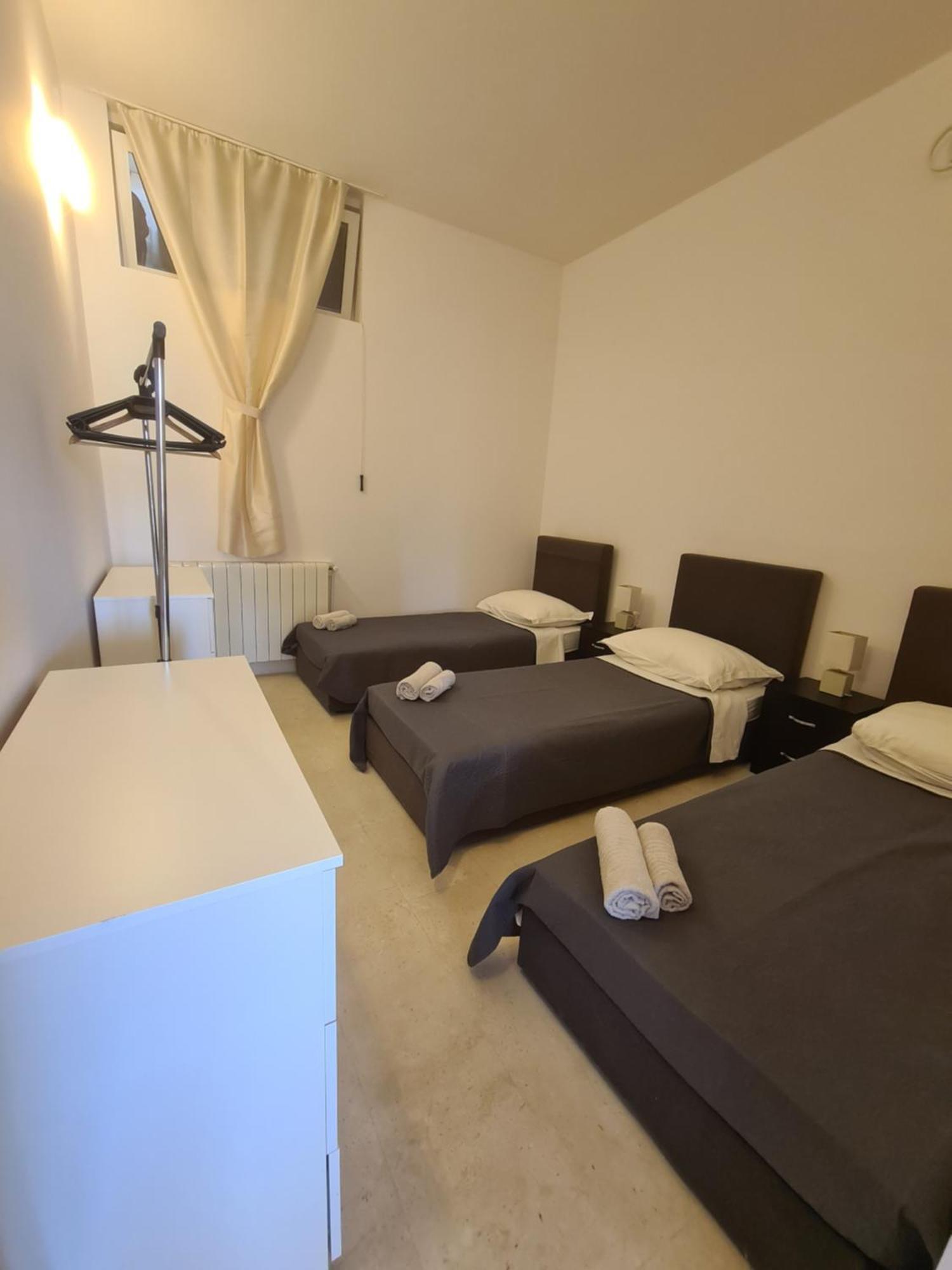 Bridge And Beach Apartments Trogir Bagian luar foto