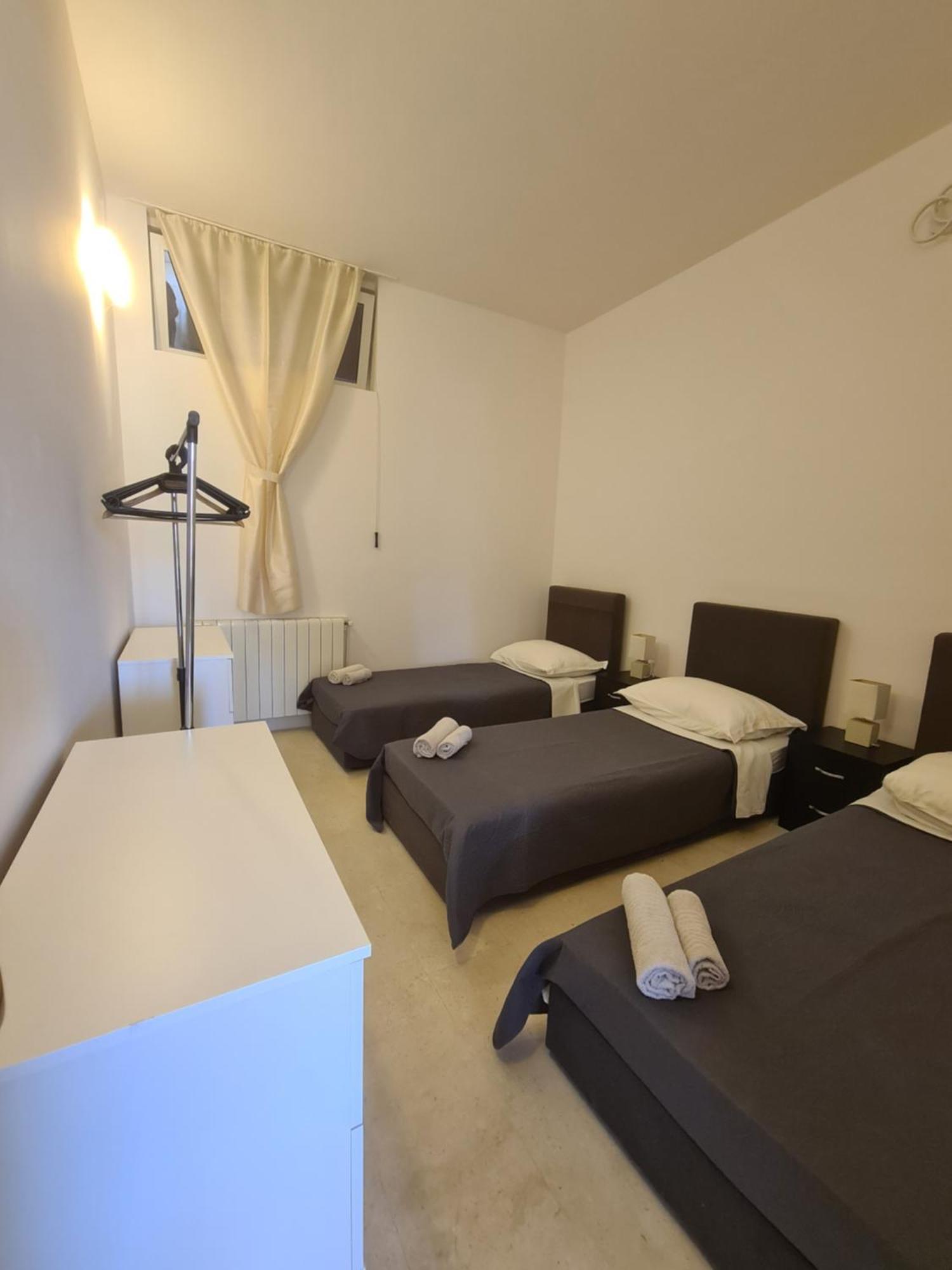 Bridge And Beach Apartments Trogir Bagian luar foto