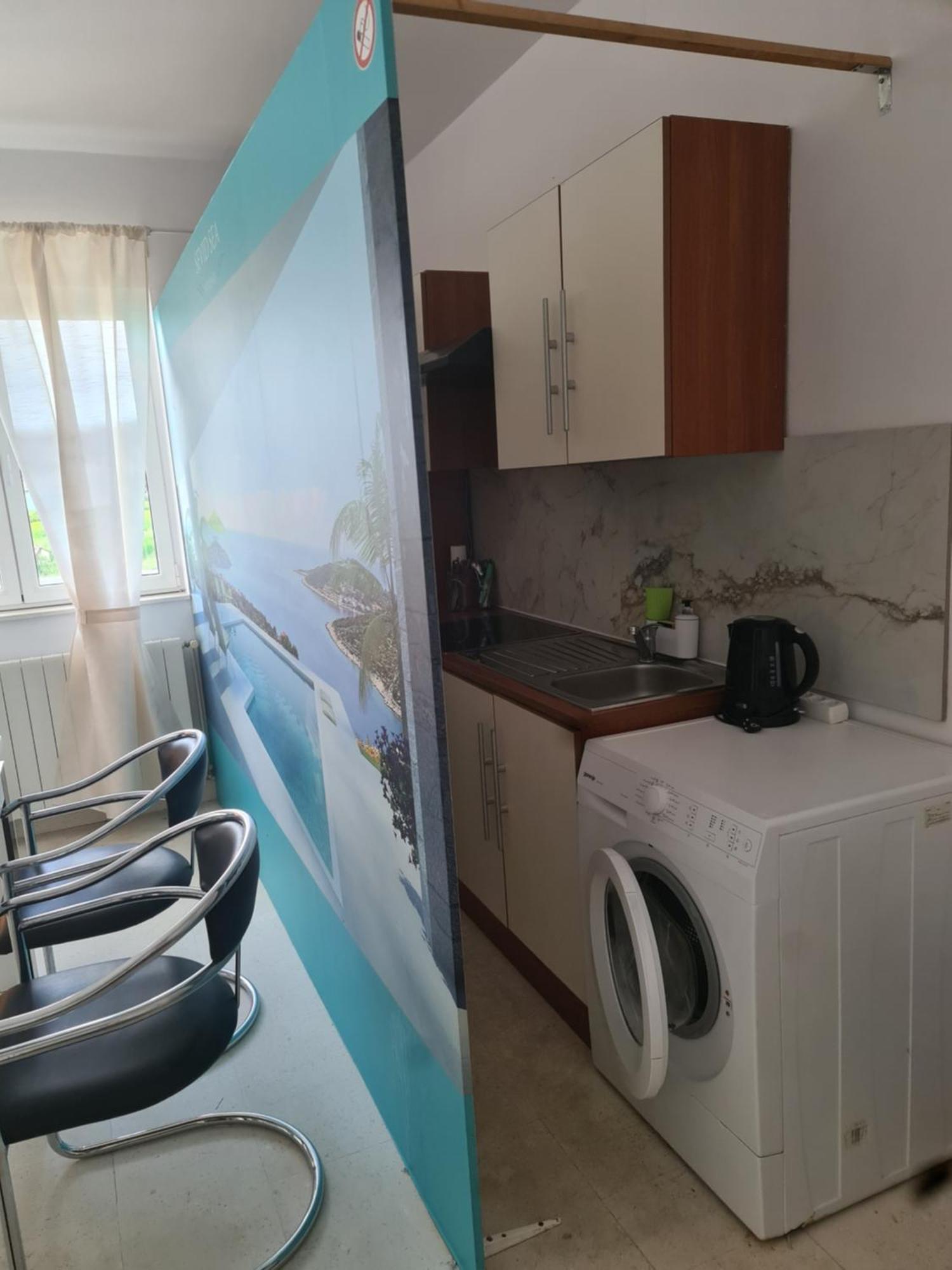 Bridge And Beach Apartments Trogir Bagian luar foto